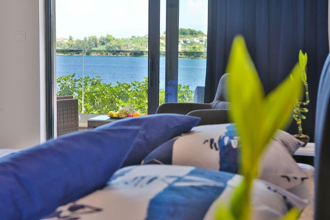 Hotel Paradise Punta Nečujam Екстериор снимка